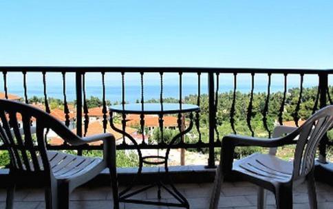 Skentos Hotel กริโอปียี ภายนอก รูปภาพ