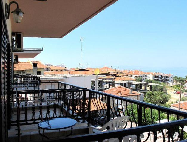 Skentos Hotel กริโอปียี ภายนอก รูปภาพ